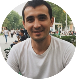 Tech Solutions даму жөніндегі директоры Азамат Каримов amoCRM-ды ұсынады